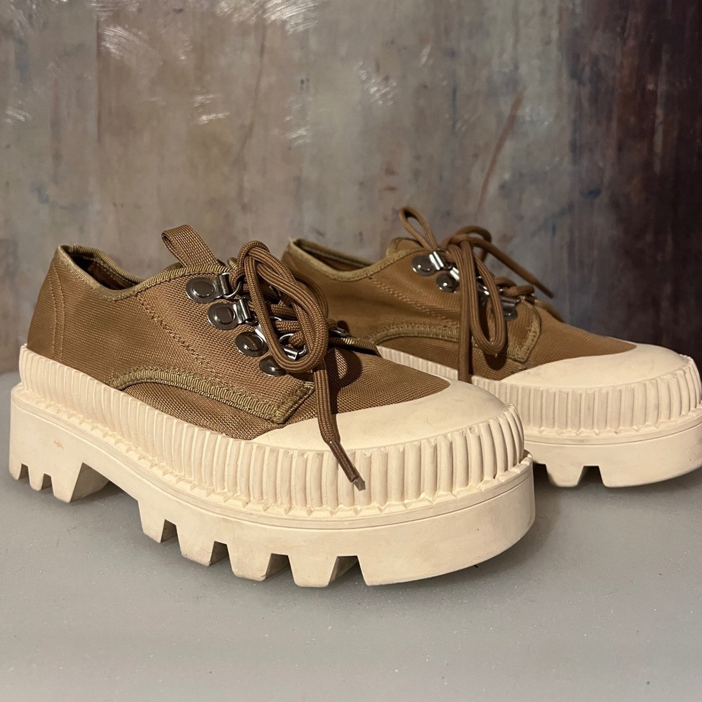 Jeffrey Campbell Platform Sneakers Women 6 Tan Excellent Lug Sole Canvas Utility